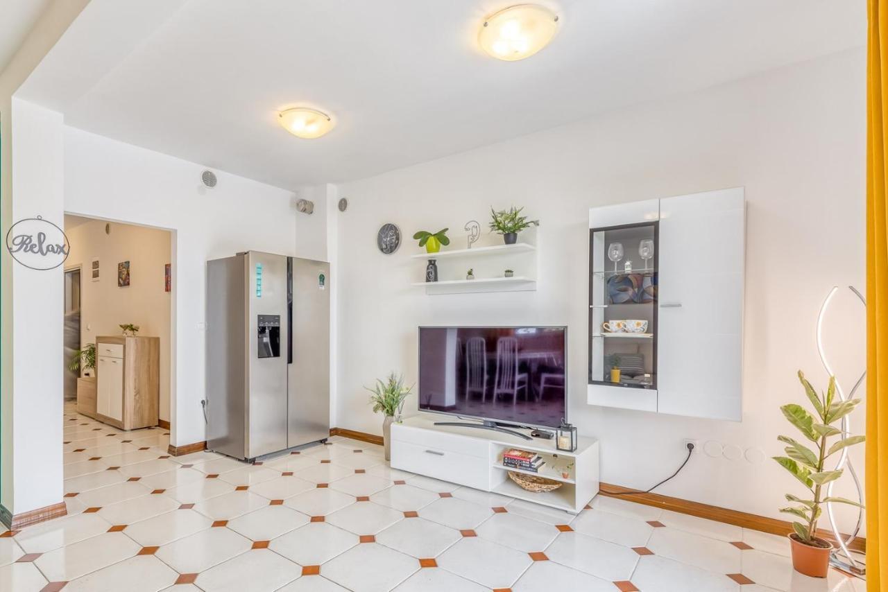 Apartment Wellness *